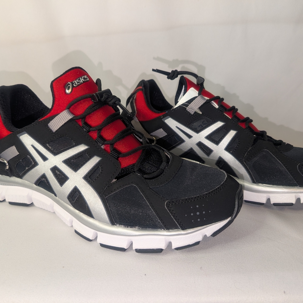 NIB ASICS Gel-Synthesis Men's Size 6 Black and Red Sneakers